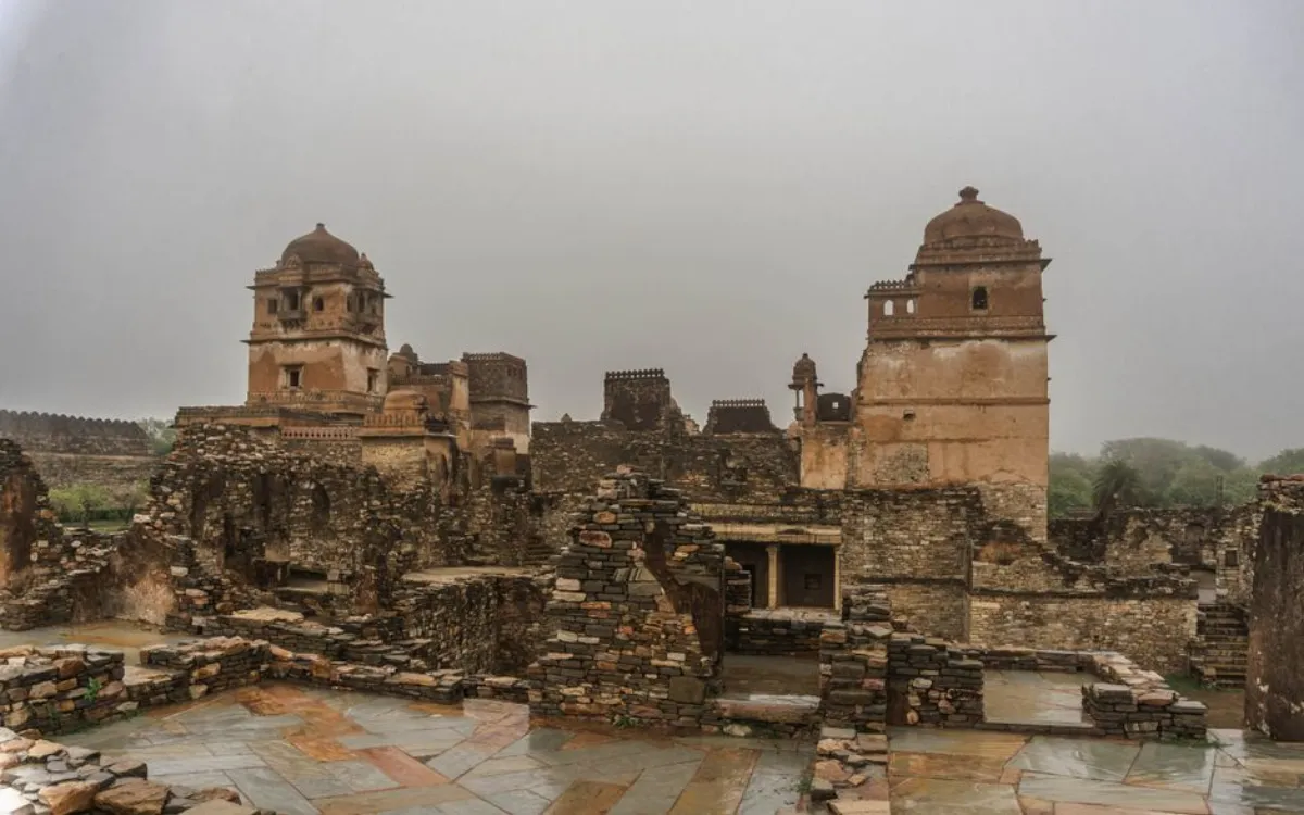 palace ruins